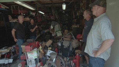 American Pickers Season 21 Episode 11 - The Boneyard
