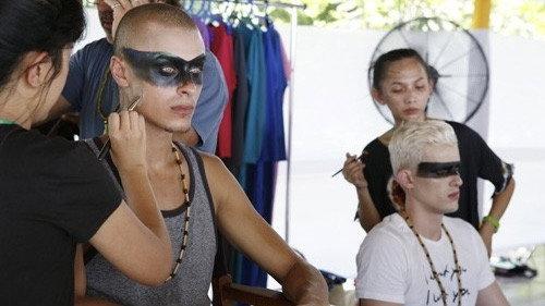 America's Next Top Model Season 20 Episode 14 - The Guy Who Becomes a Bat