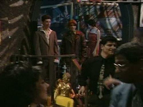 Brotherly Love Season 1 Episode 12 - Once Around the Block