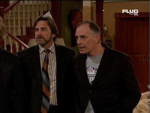 Complete Savages Season 1 Episode 18 - Bad Reception