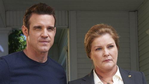 Warehouse 13 Season 3 Episode 9 - Shadows