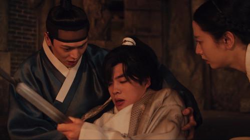 The Haunted Palace Season 1 Episode 11 - Who Is Behind the Eight-Foot-Tall Ghost?