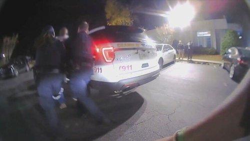 Customer Wars Season 6 Episode 10 - Pay Now, Eat Later