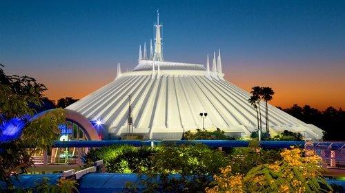 Behind the Attraction Season 1 Episode 5 - Space Mountain