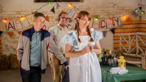 Camping Season 1 Episode 5 - Episode 5