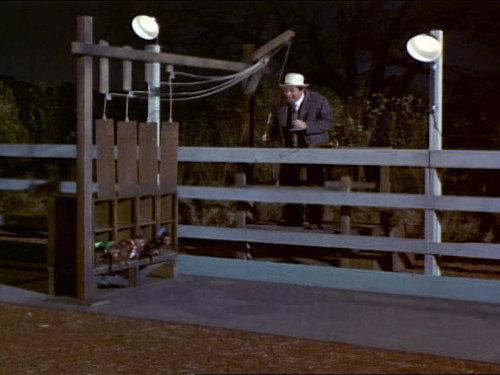 Green Acres Season 5 Episode 21 - The Case of the Hooterville Refund Fraud
