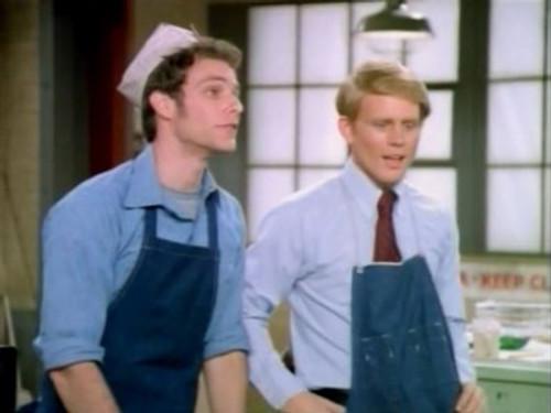 Happy Days Season 7 Episode 5 - Richie's Job