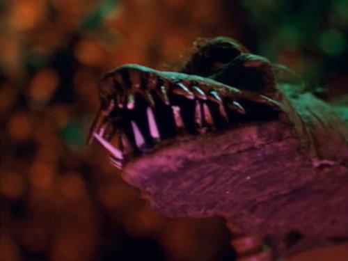 Swamp Thing Season 2 Episode 7 - A Jury of His Fears