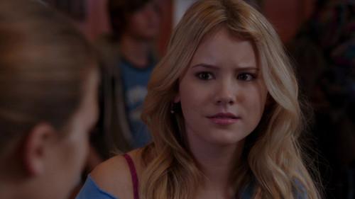 Law & Order: Special Victims Unit Season 14 Episode 6 - Friending Emily