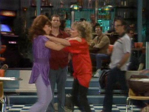 Married... with Children Season 2 Episode 9 - Alley of the Dolls