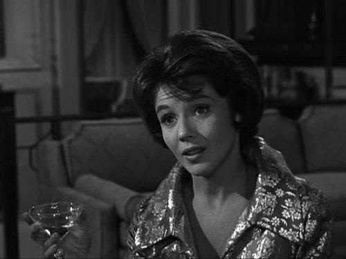 Alfred Hitchcock Presents Season 7 Episode 24 - Apex