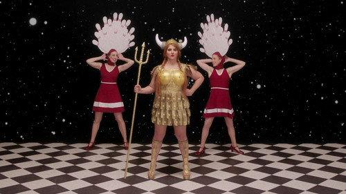 Difficult People Season 3 Episode 9 - Sweet Tea