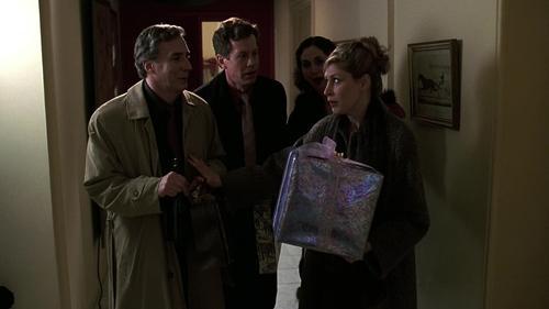 Law & Order: Special Victims Unit Season 3 Episode 5 - Tangled