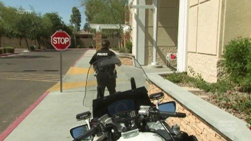 Cops Season 27 Episode 4 - Perfume Takedown