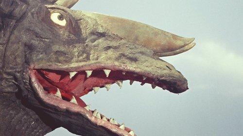 Ultraman Season 1 Episode 34 - Gift From the Sky