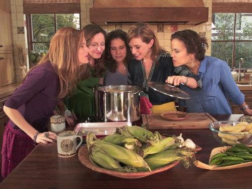 Pati's Mexican Table Season 4 Episode 5 - Tamaliza!