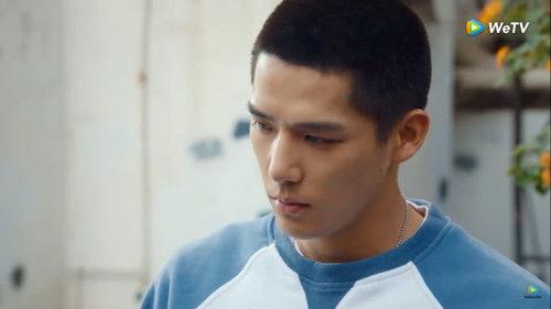 Forever Love Season 1 Episode 4 - In This Ignorant Stage of Life, Loving Someone Is a Kind of Happiness