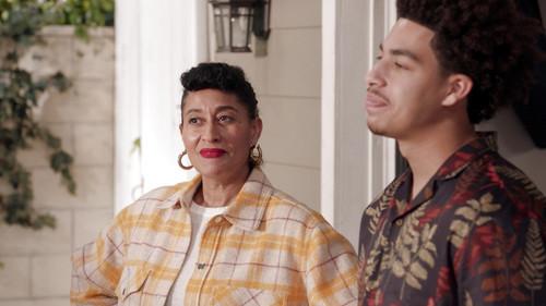 black-ish Season 7 Episode 20 - Snitches Get Boundaries
