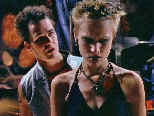 Lexx Season 2 Episode 10 - Wake The Dead