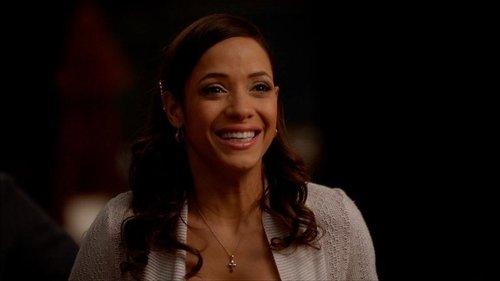 Devious Maids Season 1 Episode 12 - Getting Out the Blood