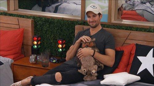 Celebrity Big Brother Season 1 Episode 9 - Episode 9