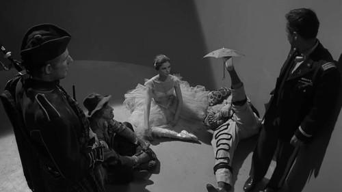 The Twilight Zone Season 3 Episode 14 - Five Characters in Search of an Exit