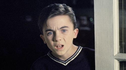 Malcolm in the Middle Season 1 Episode 14 - The Bots and the Bees