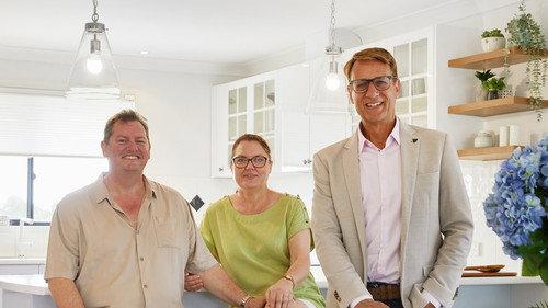 Selling Houses Australia Season 15 Episode 3 - Redland Bay