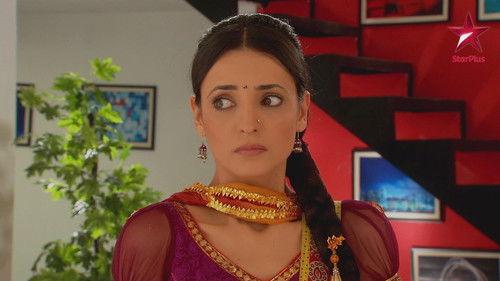 Iss Pyaar Ko Kya Naam Doon? Season 1 Episode 13 - Naniji Acts Suspiciously
