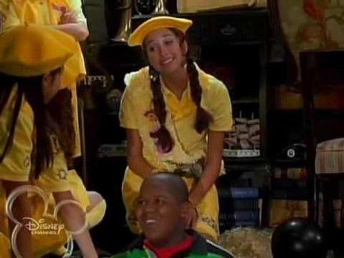 Cory in the House Season 2 Episode 2 - Through the Roof