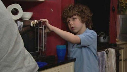 Outnumbered Season 1 Episode 5 - The Mystery Illness