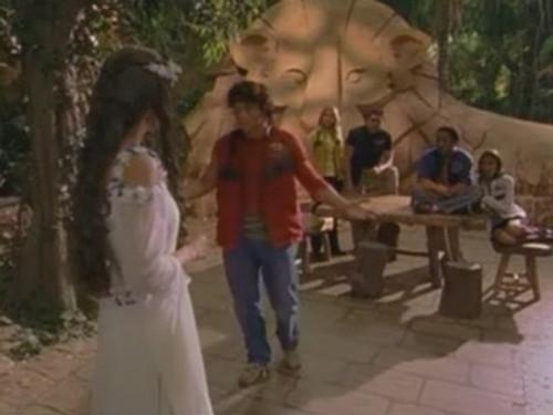 Power Rangers Season 10 Episode 22 - Sing Song