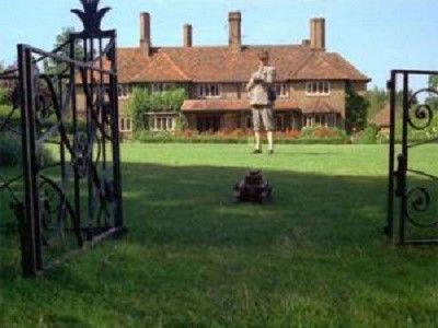 undefined Season 1 Episode 21 - A Death in the Family