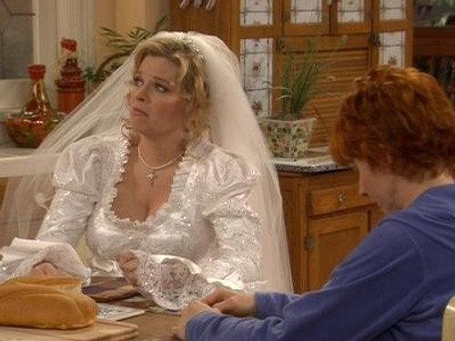 Reba Season 1 Episode 15 - You May Kick the Bride
