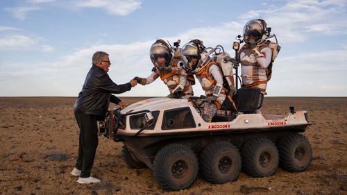 Stars on Mars Season 1 Episode 11 - Distress Signal