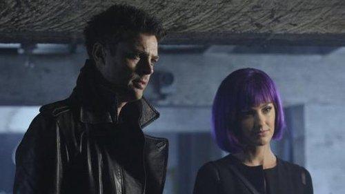 Almost Human Season 1 Episode 11 - Disrupt