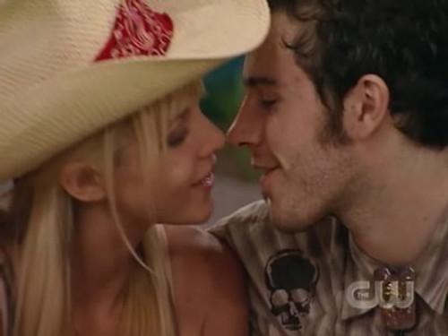 Beauty and the Geek Season 3 Episode 9 - Beauties and Geeks Reunite