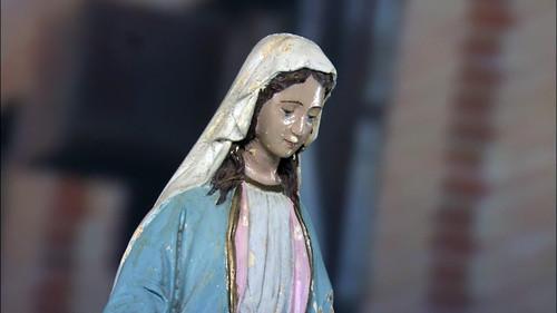 How It's Made Season 26 Episode 4 - Statue Restoration; Tripods; Polish Sausages; Welding Guns