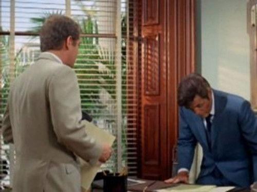 Hawaii Five-O Season 2 Episode 17 - Run, Johnny, Run