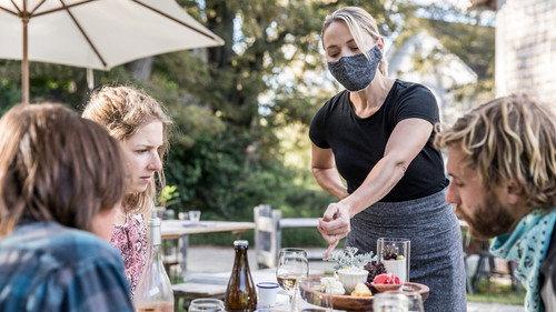 The Lost Kitchen Season 1 Episode 3 - Let's Do Dinner