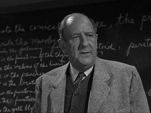 undefined Season 7 Episode 1 - The Hatbox