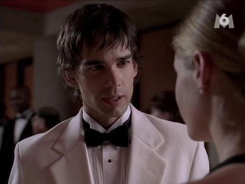 Jake 2.0 Season 1 Episode 3 - Cater Waiter