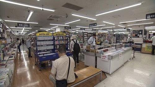 Document 72 Hours Season 8 Episode 23 - Giant Housing Complex: Hello and Goodbye at a Secondhand Shop