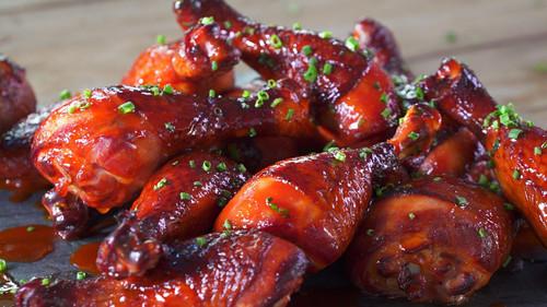 Steven Raichlen's Project Smoke Season 3 Episode 12 - Global Tailgate