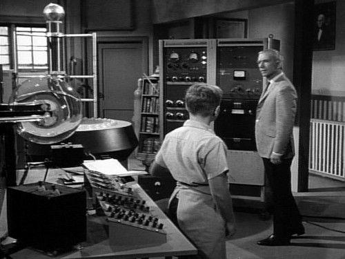 My Favorite Martian Season 1 Episode 11 - The Atom Misers