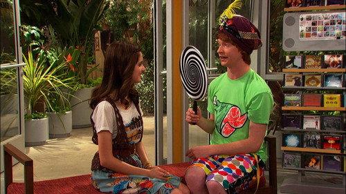 Austin & Ally Season 1 Episode 9 - Deejays & Demos