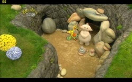 In the Night Garden Season 1 Episode 15 - The Tombliboos' Tower of Five