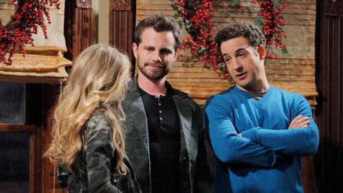 undefined Season 1 Episode 16 - Girl Meets Home for the Holidays