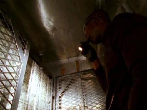 Thief Season 1 Episode 5 - Flight