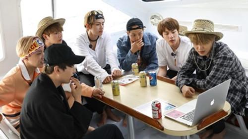 BTS: Bon Voyage Season 2 Episode 1 - Aloha, Hawaii!